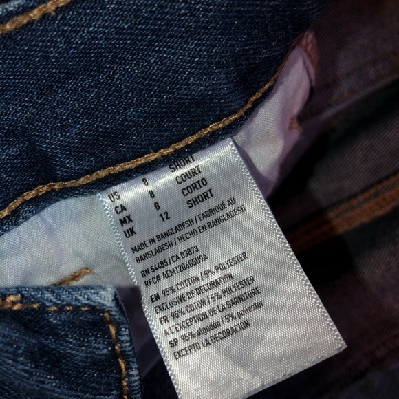 ❌SOLD❌ American Eagle Mom Jeans - Picture 6 of 6